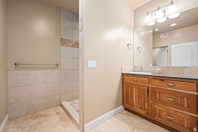 155 E 200 N, Ivins, UT 84738