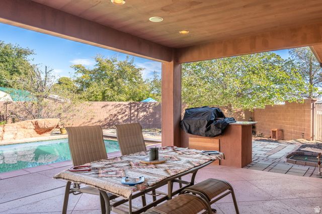 155 E 200 N, Ivins, UT 84738