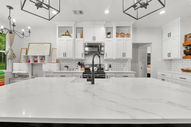 141 Summer Place, Livingston, TX 77351