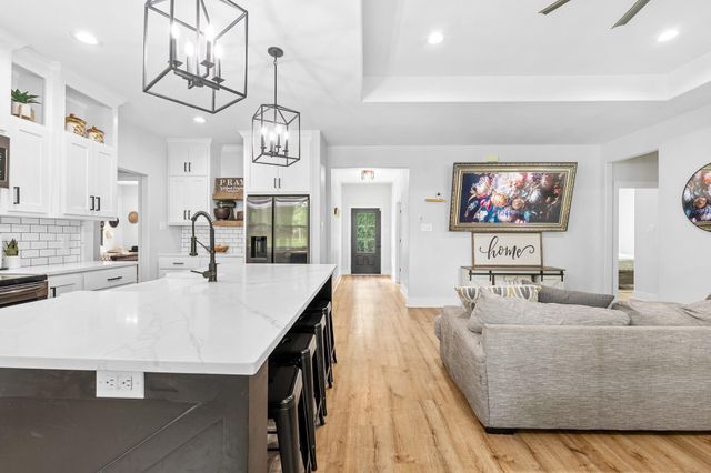 141 Summer Place, Livingston, TX 77351