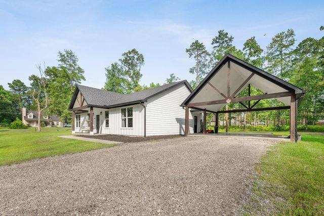 141 Summer Place, Livingston, TX 77351