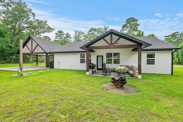 141 Summer Place, Livingston, TX 77351