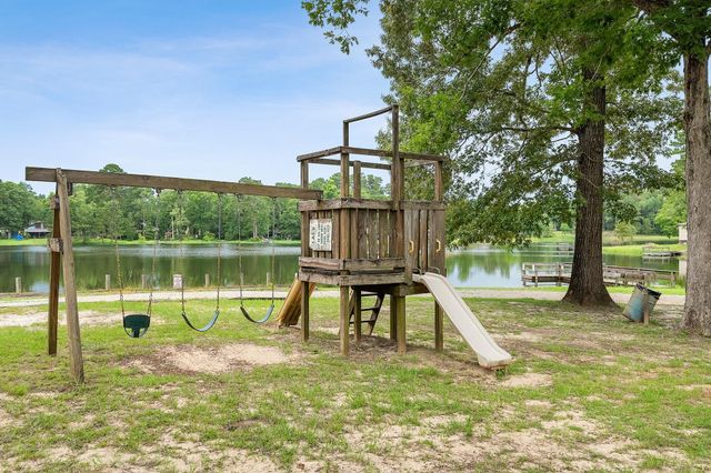 141 Summer Place, Livingston, TX 77351