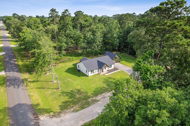 141 Summer Place, Livingston, TX 77351