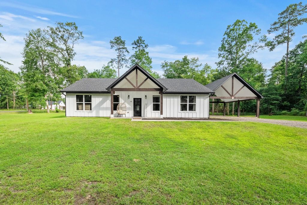 141 Summer Place, Livingston, TX 77351