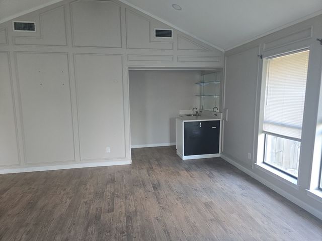 1663 Riverway Bend Circle, Dallas, TX 75217