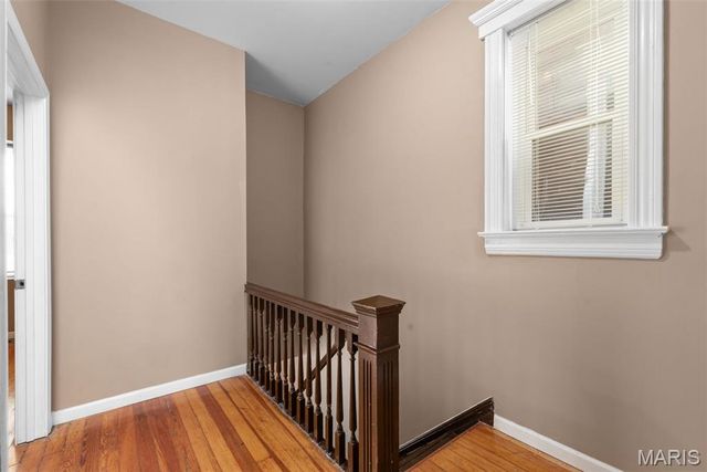 3425 Alberta, St Louis, MO 63118