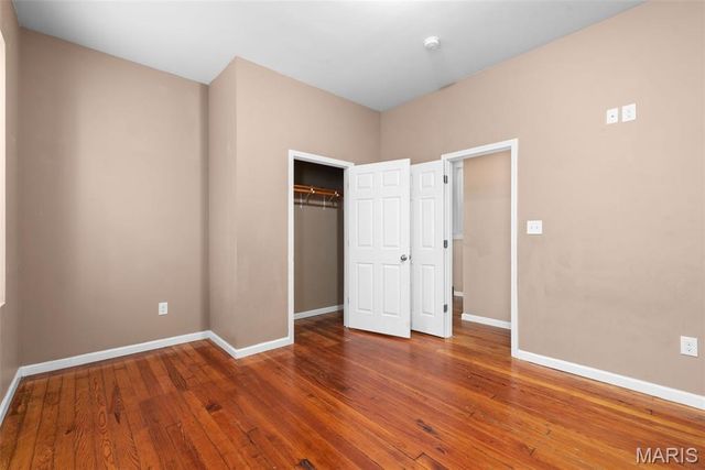 3425 Alberta, St Louis, MO 63118