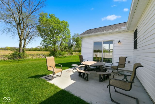1400 N Tk Way, Yorktown, IN 47396