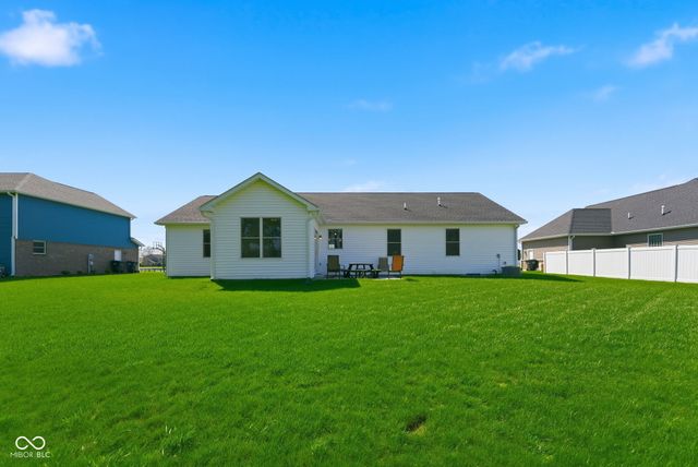 1400 N Tk Way, Yorktown, IN 47396