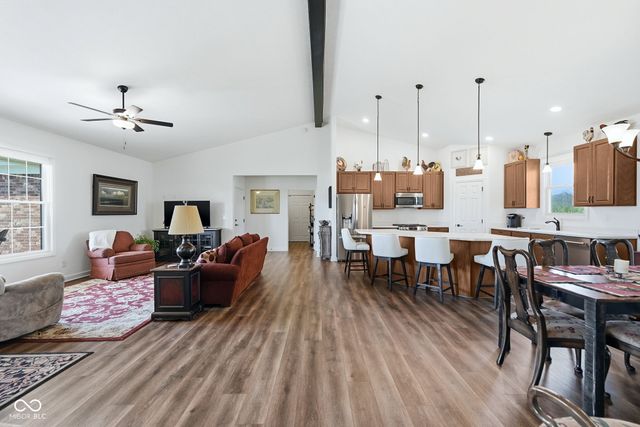 1400 N Tk Way, Yorktown, IN 47396