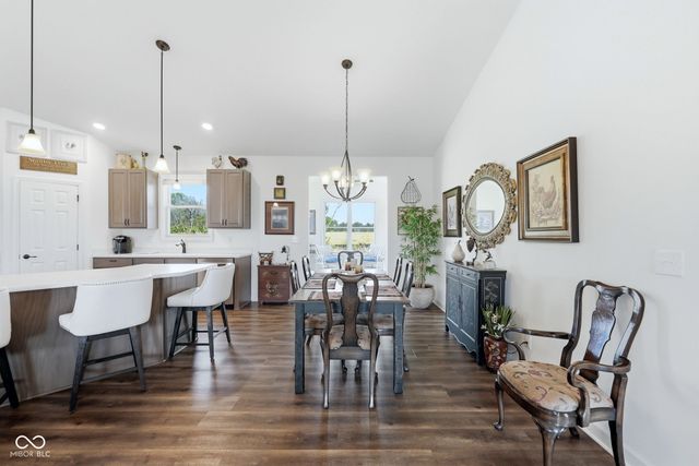 1400 N Tk Way, Yorktown, IN 47396