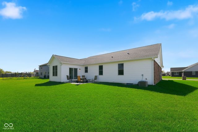 1400 N Tk Way, Yorktown, IN 47396