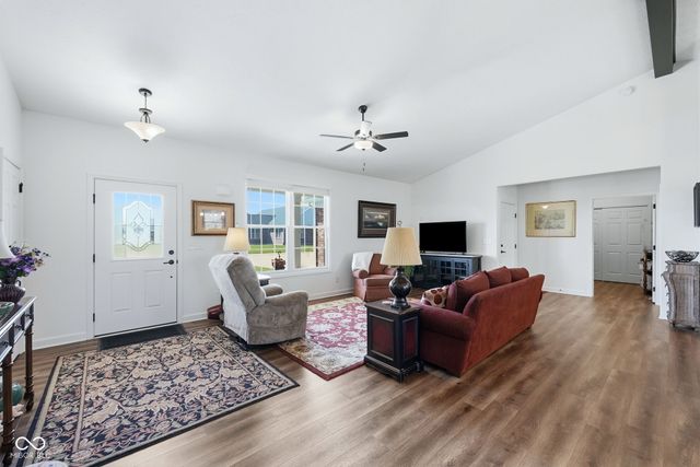 1400 N Tk Way, Yorktown, IN 47396