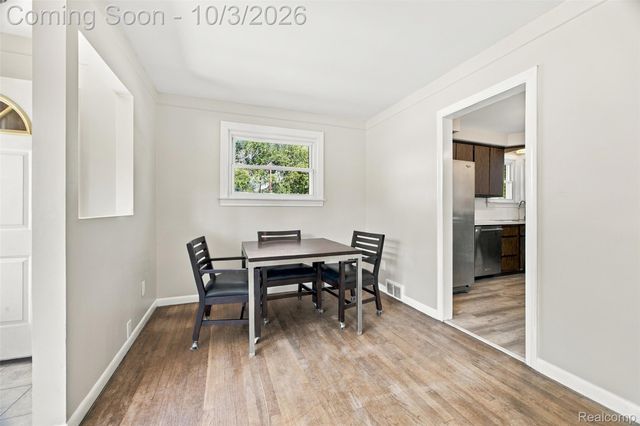 556 Henry Ruff Road, Garden City, MI 48135