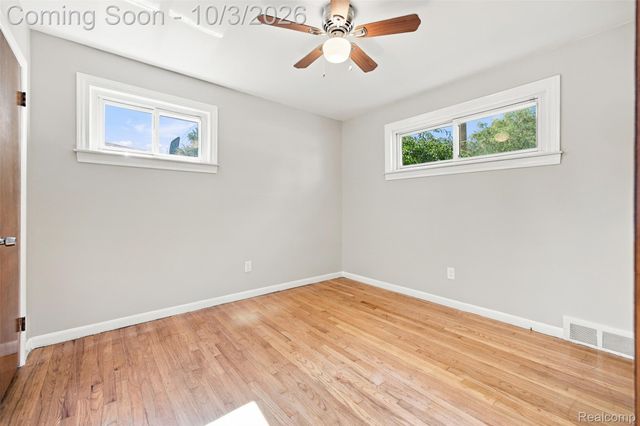 556 Henry Ruff Road, Garden City, MI 48135