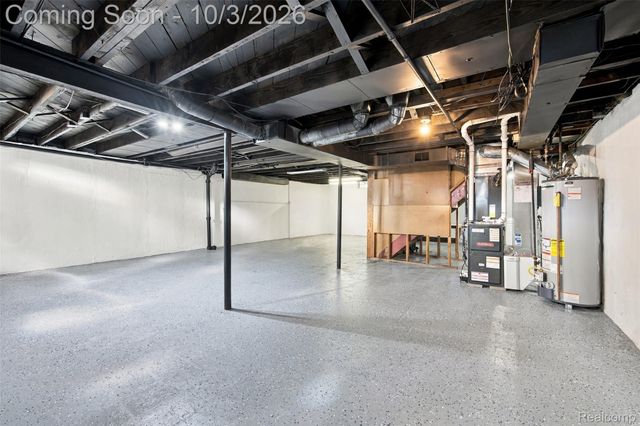 556 Henry Ruff Road, Garden City, MI 48135