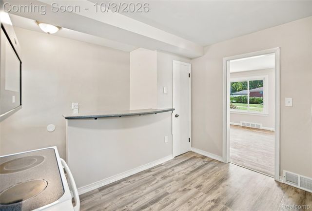 556 Henry Ruff Road, Garden City, MI 48135