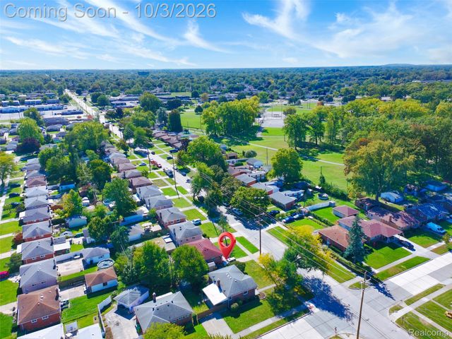556 Henry Ruff Road, Garden City, MI 48135