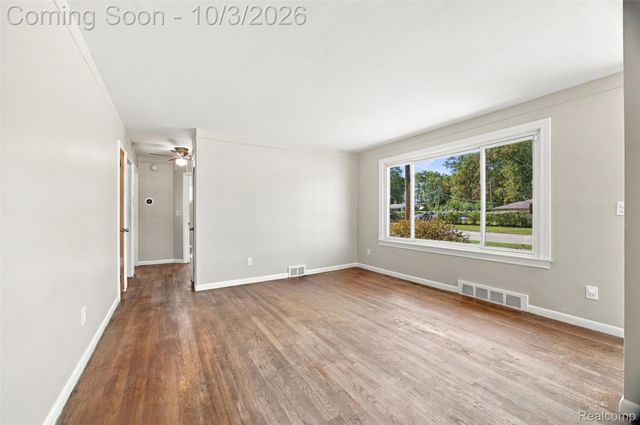 556 Henry Ruff Road, Garden City, MI 48135