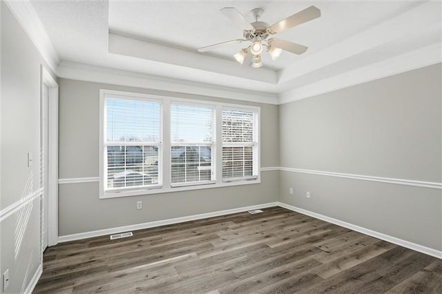 713 S Sunset Lane, Raymore, MO 64083