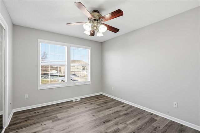 713 S Sunset Lane, Raymore, MO 64083