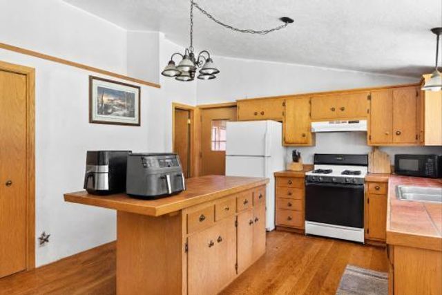 4607 Reforestation ROAD, Suamico, WI 54313