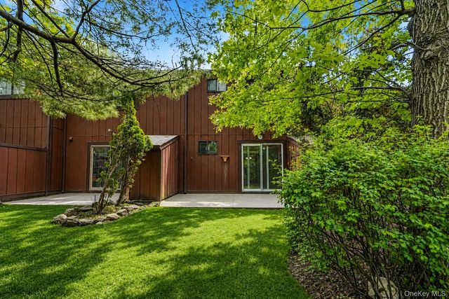 76 Belmar Drive W, Staten Island, NY 10314