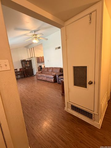 5411 Redding, Kirby, TX 78219