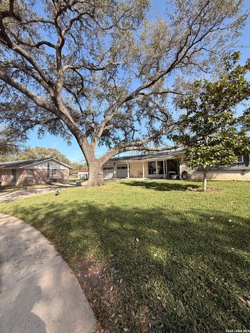 5411 Redding, Kirby, TX 78219