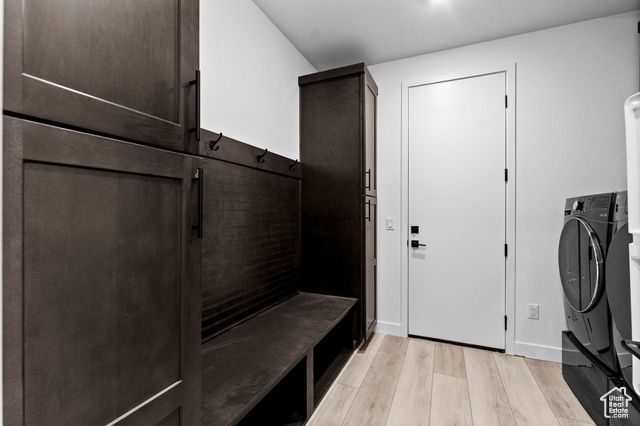 566 S CECITA WAY, St. George, UT 84770