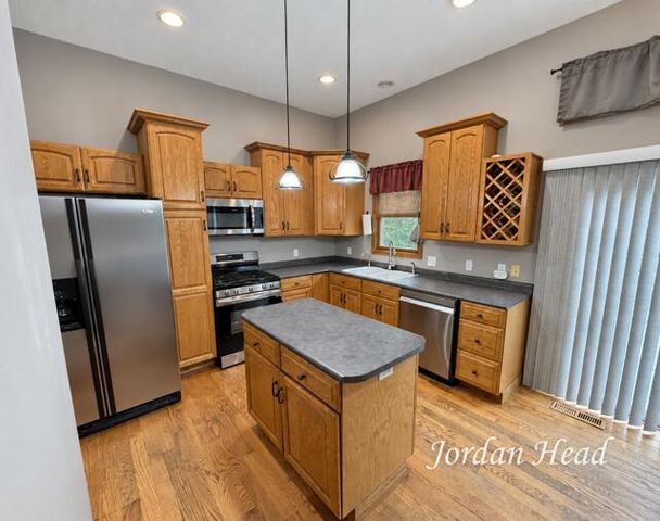 3160 Ripley Street NE, Belmont, MI 49306