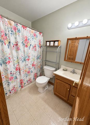 3160 Ripley Street NE, Belmont, MI 49306
