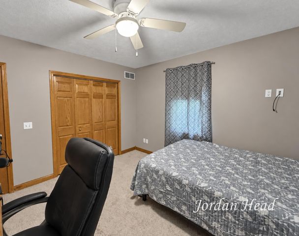 3160 Ripley Street NE, Belmont, MI 49306