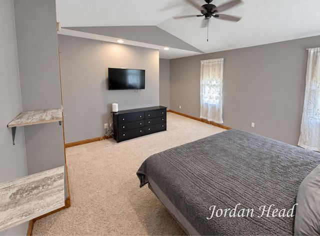 3160 Ripley Street NE, Belmont, MI 49306