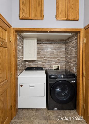 3160 Ripley Street NE, Belmont, MI 49306