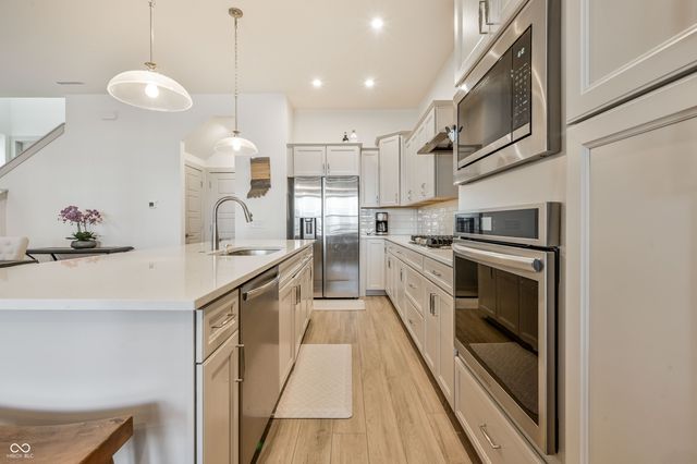 795 Templeton Drive, Carmel, IN 46032