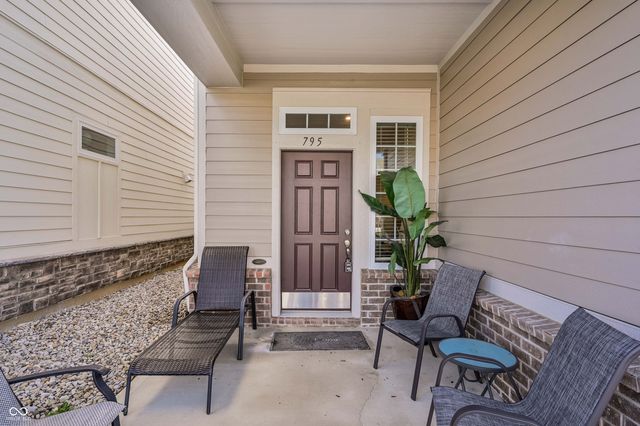 795 Templeton Drive, Carmel, IN 46032