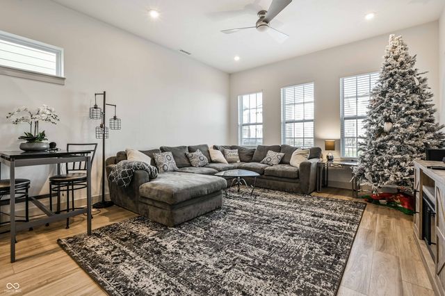 795 Templeton Drive, Carmel, IN 46032