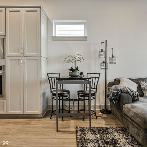 795 Templeton Drive, Carmel, IN 46032