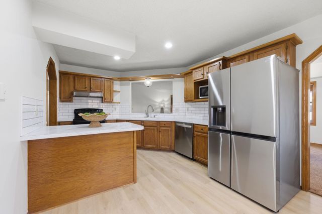 559 N Mark Allen, Wichita, KS 67212