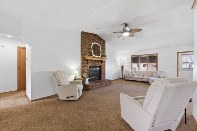 559 N Mark Allen, Wichita, KS 67212