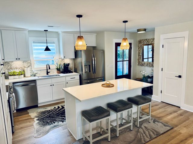 814 Armsway Street, Mount Pleasant, SC 29464