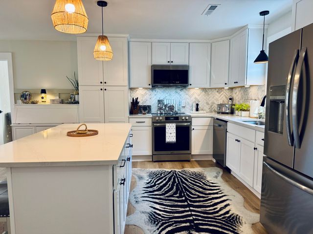 814 Armsway Street, Mount Pleasant, SC 29464