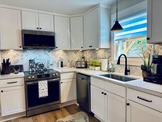 814 Armsway Street, Mount Pleasant, SC 29464