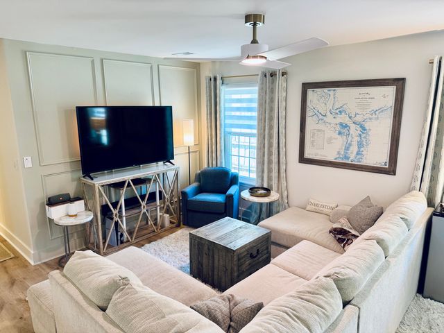 814 Armsway Street, Mount Pleasant, SC 29464