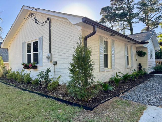 814 Armsway Street, Mount Pleasant, SC 29464
