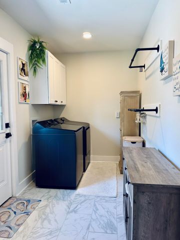 814 Armsway Street, Mount Pleasant, SC 29464