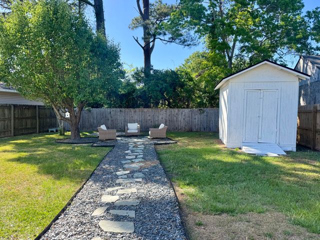 814 Armsway Street, Mount Pleasant, SC 29464