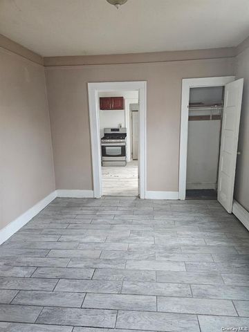 286 Yale Street, Hempstead, NY 11550